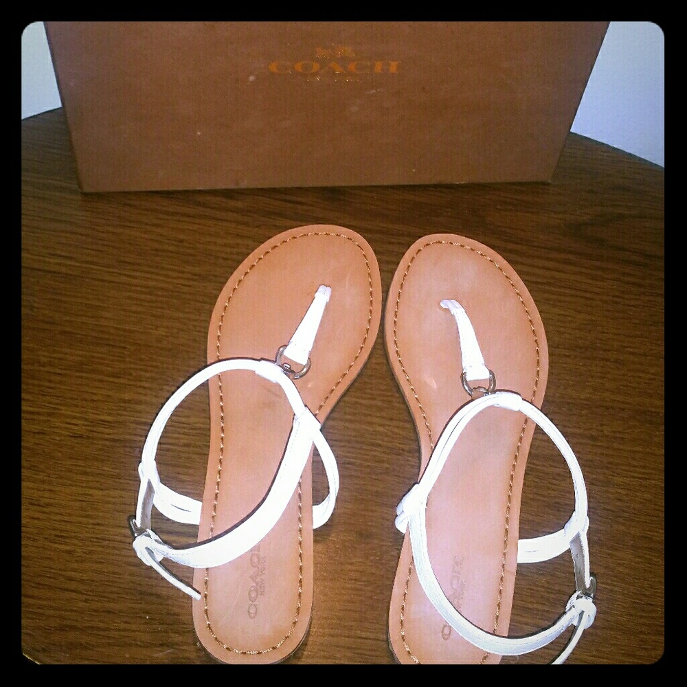 Coach White Summer flat sandal